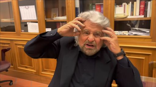 M5S, il voto degli iscritti cancella il ruolo del garante finora affidato a Grillo